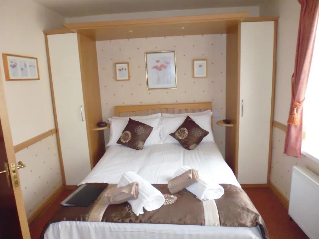 ****  Kingscliff Bed & Breakfast Blackpool United Kingdom