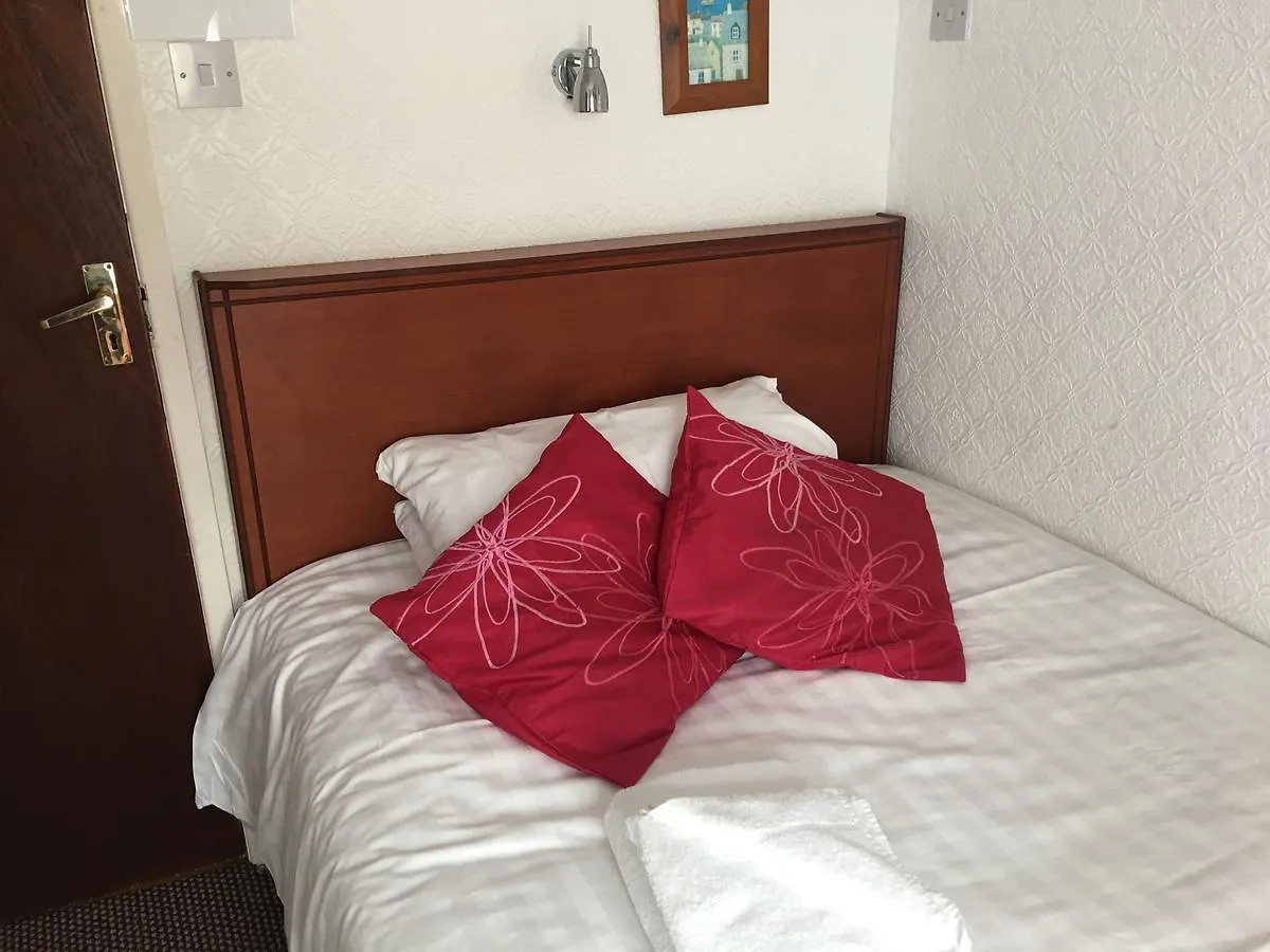 Kingscliff Bed & Breakfast Blackpool 4*,  United Kingdom
