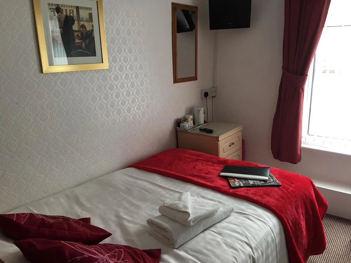 ****  Kingscliff Bed & Breakfast Blackpool United Kingdom