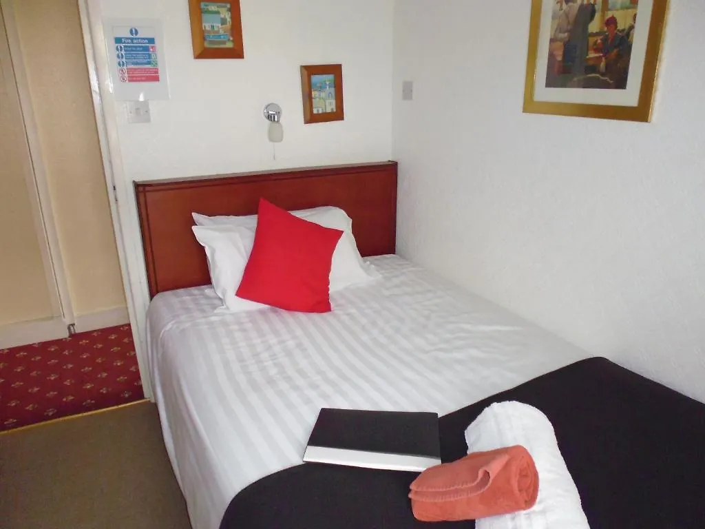 Kingscliff Bed and Breakfast Blackpool